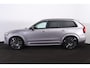 Volvo XC90 T8 Recharge AWD Ultra Dark - LONG RANGE - Luchtvering - Panorama/schuifdak - IntelliSafe Assist & Surround - 360º Camera - Verwarmde voorstoelen, stuur & achterbank - Parkeersensoren voor & achter - Elektr. bedienb. voorstoelen met geheugen - Head up display - Draadloze tel. lader - Extra getint glas - 22' LMV