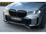 BMW X5 xDrive50e LCI M-Sport Pro ACC Skylounge M Seats Alcantara Hemel Massage Stoelvent. Achterasbestr. Softcl, Head Up 360 Kristal HarmanK Trekhaak