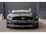 Ford Mustang Fastback 5.0 V8 GT | Performance | Handgeschakeld | Ventilatie + Verwarming | Navigatie | MBRP Sportuitlaat | Performance Package | Shaker Audio | Camera | Memory | USA | Drive Mode | Steering Feel | Cruise Control | 19"| Lowjack |