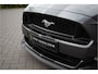 Ford Mustang Fastback 5.0 V8 GT | Performance | Handgeschakeld | Ventilatie + Verwarming | Navigatie | MBRP Sportuitlaat | Performance Package | Shaker Audio | Camera | Memory | USA | Drive Mode | Steering Feel | Cruise Control | 19"| Lowjack |