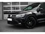 Volkswagen Tiguan 1.5 TSI ACT Highline Business R | Panoramadak | Apple Carplay | Navi