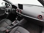 Audi Q2 35 TFSi 150 Pk Automaat S-Line | Sonos Audio | Volledig Leder met Rode Stiksels | Digitaal Dashboard | CarPlay | Zwarte Hemel | Stoelverwarming | Trekhaak | 18 Inch | 5.506 Km!!