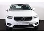Volvo XC40 T2 Momentum - AUTOMAAT - Sensus Navigatie - LED-koplampen - Cruise Control - Climate control - Parkeersensoren achter - 19' LMV