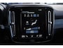 Volvo XC40 2.0 B4 Inscription | 360 Camera | Harman/Kardon Audio | Trekhaak | Stoel & Stuurverwarming | Dodehoeksensoren | Verwarmbaar Voorruit | Bochtverlichting |