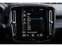 Volvo XC40 2.0 B4 Inscription | 360 Camera | Harman/Kardon Audio | Trekhaak | Stoel & Stuurverwarming | Dodehoeksensoren | Verwarmbaar Voorruit | Bochtverlichting |
