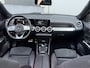 Mercedes-Benz GLB 180 Business Solution AMG | Panoramadak | Multibeam | Memorystoelen