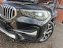 BMW X1 xDrive25e High Executive X-Line // FULL LED // KEYLESS // ELEK. ACHTERKLEP // HALF LEDER // NAVI+APPLE CARPLAY // STOELVERWARMING //
