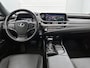 Lexus ES 300h Business Line | Premium Navigatiesysteem | Schuifdak | Leer | Stoel- en stuurverwarming |