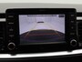 Kia Stonic 1.0 T-GDi DynamicLine 120 Pk | Achteruitrijcamera | LED-verlichting | Climate Control | Privacy Glass | Parkeersensoren | CarPlay | Navigatiesysteem |  17 Inch