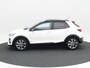 Kia Stonic 1.0 T-GDi DynamicLine 120 Pk | Achteruitrijcamera | LED-verlichting | Climate Control | Privacy Glass | Parkeersensoren | CarPlay | Navigatiesysteem |  17 Inch