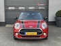 MINI Cooper Mini 1.5 Chili Serious Business | Navigatie | Climate Control | Parkeersensoren | Lichtmetalen Velgen |