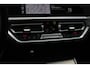 BMW 3-Serie Touring 330e M Sport | 18" L.M.| Keyless | Camera | Elektrische Achterklep | Stoelverwarming | Mineral-weiss