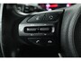 Kia Stonic 1.0 T-GDi DynamicLine (TREKHAAK, ACHTERUITRIJCAMERA, PARKEERSENSOREN, LANE-ASSIST, CRUISE CONTROL)