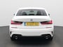 BMW 3-Serie 320i Executive Edition | Camera | Navigatie | Stoelverwarming | Climate Control |