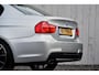 BMW 3-Serie 318i Corporate Lease | M-Pakket | Xenon | Navi | NL-Auto |