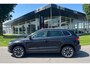 Skoda Karoq 1.5 TSI 150pk Style | TREKHAAK | PANO| CAMERA | ADAPTIVE |