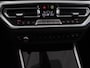 BMW 3-Serie 330e Sport Line | Adaptive cruise | Stoelverwarming | Sportstoelen | Carplay | Sfeerverlichting | Live Cockpit | Navigatie | Half leder | DAB | Climate control | PHEV | Plug In