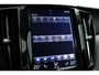 Volvo XC60 2.0 T5 AWD Inscription | Luchtvering | ACC | Trekhaak | Blis | Camera | Leer |