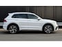 Volkswagen Tiguan 1.4 TSI eHybrid 245pk R-Line Business | Panoramadak | Trekhaak | IQ Light