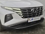 Hyundai Tucson 1.6 T-GDI PHEV Plug-in Premium Sky 4WD Automaat / elektrisch glazen panorama-dak / Trekgewicht 1350 kg / Stuur-, Stoel en Achterbank verwarming / Elektrische achterklep / Adaptief CC / Rondomzicht camera /