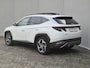 Hyundai Tucson 1.6 T-GDI PHEV Plug-in Premium Sky 4WD Automaat / elektrisch glazen panorama-dak / Trekgewicht 1350 kg / Stuur-, Stoel en Achterbank verwarming / Elektrische achterklep / Adaptief CC / Rondomzicht camera /