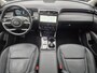 Hyundai Tucson 1.6 T-GDI PHEV Plug-in Premium Sky 4WD Automaat / elektrisch glazen panorama-dak / Trekgewicht 1350 kg / Stuur-, Stoel en Achterbank verwarming / Elektrische achterklep / Adaptief CC / Rondomzicht camera /