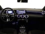 Mercedes-Benz A-klasse 250 e AMG Line | Nightpakket | Premium Pack | Extra USB-poorten | KEYLESS GO | Dodehoekassistent | Sfeerverlichting | Verwarmde stoelen vooraan | Parkeerpakket met achteruitrijcamera |