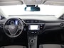 Toyota Auris Touring Sports 1.8 HYBRID DYNAMIC ULTIMATE NAVI GARANTIE 7-2027 STOELVERWARMING . PARKEERSENSOREN .CAMERA .
