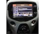 Toyota Aygo 1.0 VVT-i x-nav navi, start/stop, traction c, multystuur, airco,achter camera, buiten spiegels elec.