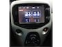 Toyota Aygo 1.0 VVT-i x-nav navi, start/stop, traction c, multystuur, airco,achter camera, buiten spiegels elec.