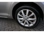 Volkswagen Golf 1.2 TSI Comfortline STOELVERWARMING - PARKEERSENSOREN V+A - 17 INCH - NAVI - BLUETOOTH - CRUISE - CLIMATE - PARKEERHULP - ELEKTR RAMEN + SPIEGELS