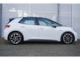Volkswagen ID.3 204pk First 58 kWh | Stoelverwarming | Adaptive Cruise | Navigatie