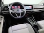 Volkswagen Golf 1.4 eHybrid Style 204 pk Automaat (DSG) | Navigatie | Parkeersensoren | Autom. airco (3 zones) | Stoelverwarming | LED koplampen |