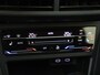 Volkswagen Taigo 1.0 TSI R-Line | Panoramadak | Parkeerassistent | Achteruitrijcamera | Dodehoek detectie | Adaptieve cruise control | Stoelverwarming | CarPlay |