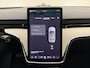 Volvo EX90 Twin Motor Ultra 7p. 111 kWh / Mullbery Red / Luchtvering / Pilot Assist Pack / Bowers en Wilkins audio / Trekhaak / Woolblend /