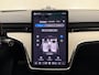 Volvo EX90 Twin Motor Ultra 7p. 111 kWh / Mullbery Red / Luchtvering / Pilot Assist Pack / Bowers en Wilkins audio / Trekhaak / Woolblend /