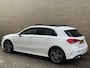 Mercedes-Benz A-klasse 250e Business Solution AMG Limited | Panoramadak | Navigatie | Sfeerverlichting | Stoelverwarming | Elektrische verstelbare sportstoelen memory | Navigatie | Camera | Afneembare trekhaak | Cruise control | Lane assist | LED | DAB | Volledig onderhouden