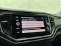 Volkswagen T-Roc 1.5 TSI | ACC | Origineel NL | BOVAG Garantie | Trekhaak | Camera | Lane Assist | Groot Navi | Carplay | Climate Control | Getint Glas | 17'' |