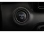 Toyota Yaris 1.5 Hybrid 130 Launch Edition | Dodehoek detectie | Apple Carplay / Android Auto | Head-up display | Stoel-/stuurverwarming | JBL | Parkeersensoren voor/achter | 17 inch