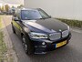 BMW X5 M50d High Executive / AUTOMAAT / PANORAMAK / HARMAN KARDON / CAMERA