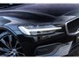 Volvo V60 T4 210pk Automaat Momentum Pro | Navi | Comfortstoelen | Zitverlenging | Polestar Optimalisatie | Stoelverwarming | Lederen Bekleding | Elek. Lendensteun | 18" LM