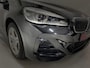 BMW 2-Serie Active Tourer 225XE M-sport Shadowline Navigatie Panoramadak HarmanKardon Camera Drive-assist-plus Leer Apple Carplay Keyless 17inch