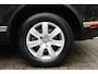 Volkswagen Touareg 3.0 TDI R-line | Trekhaak | Panoramadak | Leder | Camera | Stuur- en stoelverwarming |