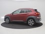 Hyundai Kona 1.6 GDI HEV Premium AUTOMAAT / Dealeronderhouden / Afneembare Trekhaak / 1300kg Trekgewicht / Stoelventilatie / Adaptieve Cruise Control / HUD / 18" LMV / Lederen bekleding /