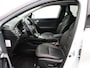 Renault Captur E-Tech Plug-in Hybrid 160pk Initiale Paris | Lederen bekleding| Elektrische stoelverstelling| Stoel en stuurwielverwarming| Bose audio| Navigatie|