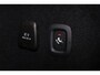 Volvo V60 T6 Recharge AWD Plus Dark - IntelliSafe Assist & Surround - 360º Camera - Harman/Kardon audio - Adaptieve LED koplampen - Verwarmde voorstoelen, stuur & achterbank - Parkeersensoren voor & achter - Elektr. bedienb. voorstoelen met geheugen - Extra getint glas - Elektr. inklapbare trekhaak - 18' LMV