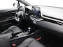 Toyota C-HR 1.8 Hybrid Style Automaat / Dealeronderhouden / 1ste eigenaar / Afneembare Trekhaak / Stoel en Stuurverwarming / Cruise Control / Achteruitrijcamera / Lederen bekleding /