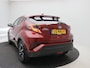 Toyota C-HR 1.8 Hybrid Style Automaat / Dealeronderhouden / 1ste eigenaar / Afneembare Trekhaak / Stoel en Stuurverwarming / Cruise Control / Achteruitrijcamera / Lederen bekleding /