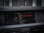 BMW 5-Serie Touring 520i M-Sport | PANO | TREKHAAK | HEAD UP DISPLAY | CARBONSCHWARZ METTALIC | LEDER | XENON