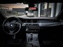 BMW 5-Serie Touring 520i M-Sport | PANO | TREKHAAK | HEAD UP DISPLAY | CARBONSCHWARZ METTALIC | LEDER | XENON